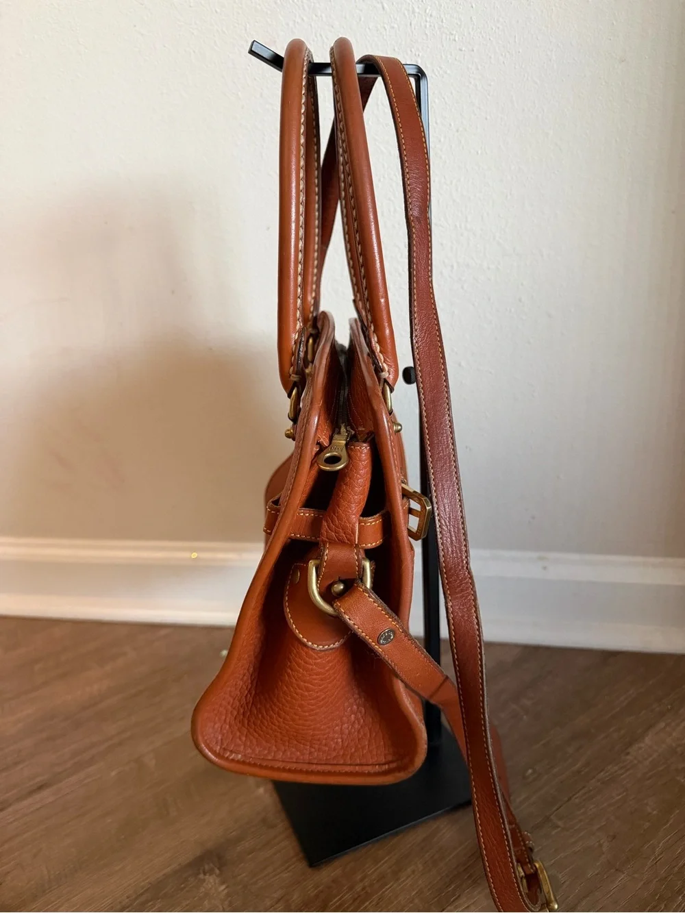 Dooney & Bourke vintage crossbody leather satchel 2Way